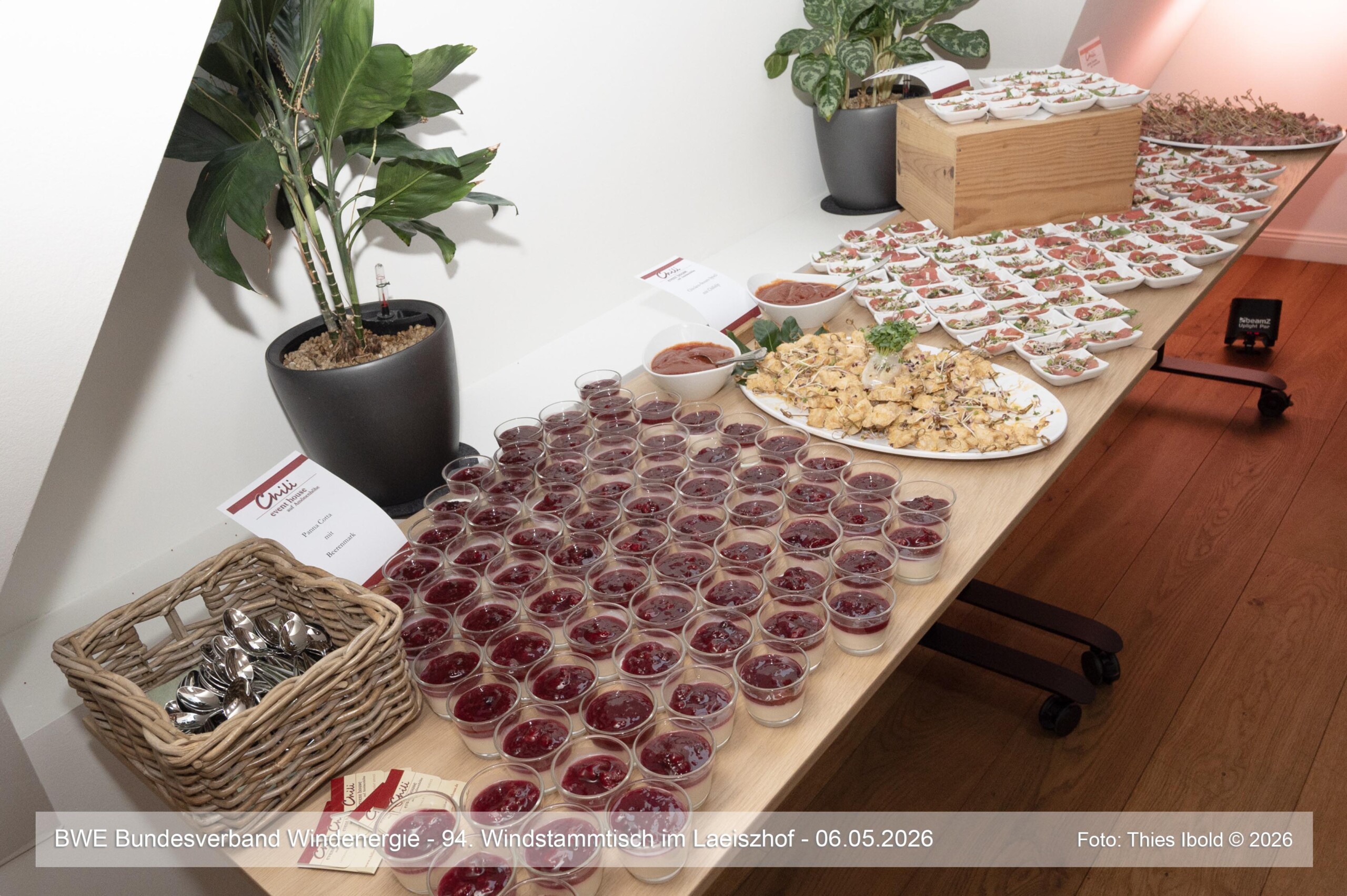260506_BWE94_2302